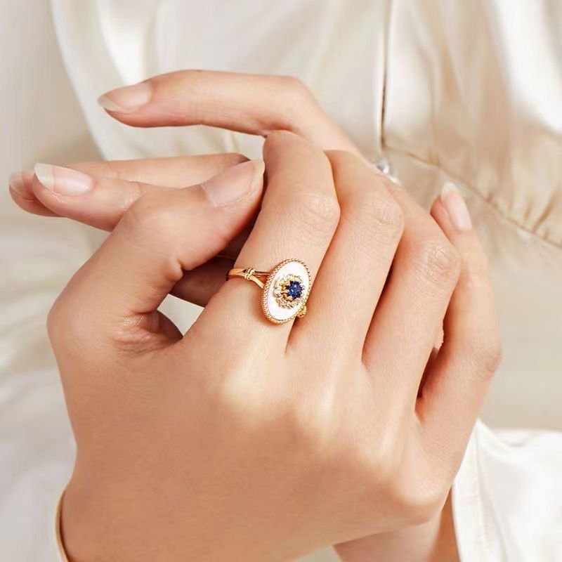 Royal Blue Moissanite And White Shell Ring In Sterling Silver_voghion.com