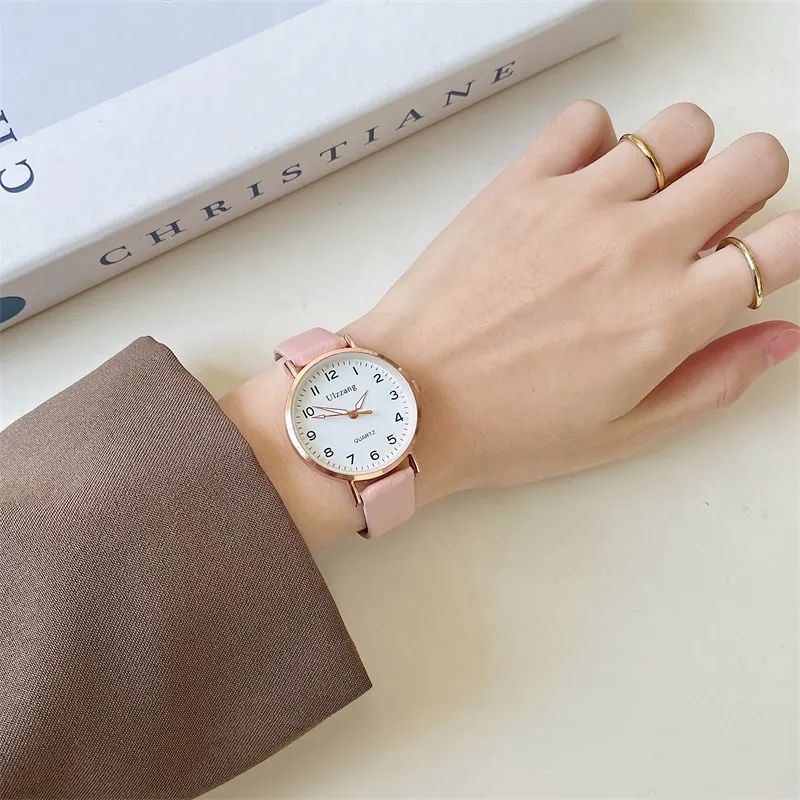 Montre analogique pour étudiants design simple et élégant_voghion.com