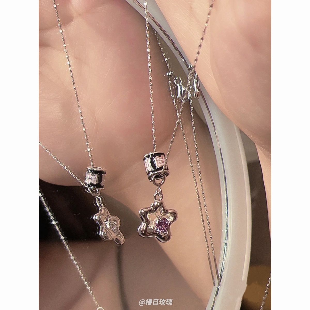 Small waist star pendant clavicle chain female ins light luxury niche design high-end sense net red hot girl sweet cool necklace