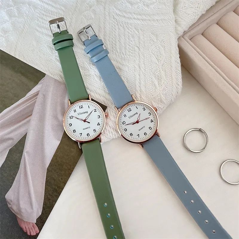 Montre analogique pour étudiants design simple et élégant_voghion.com
