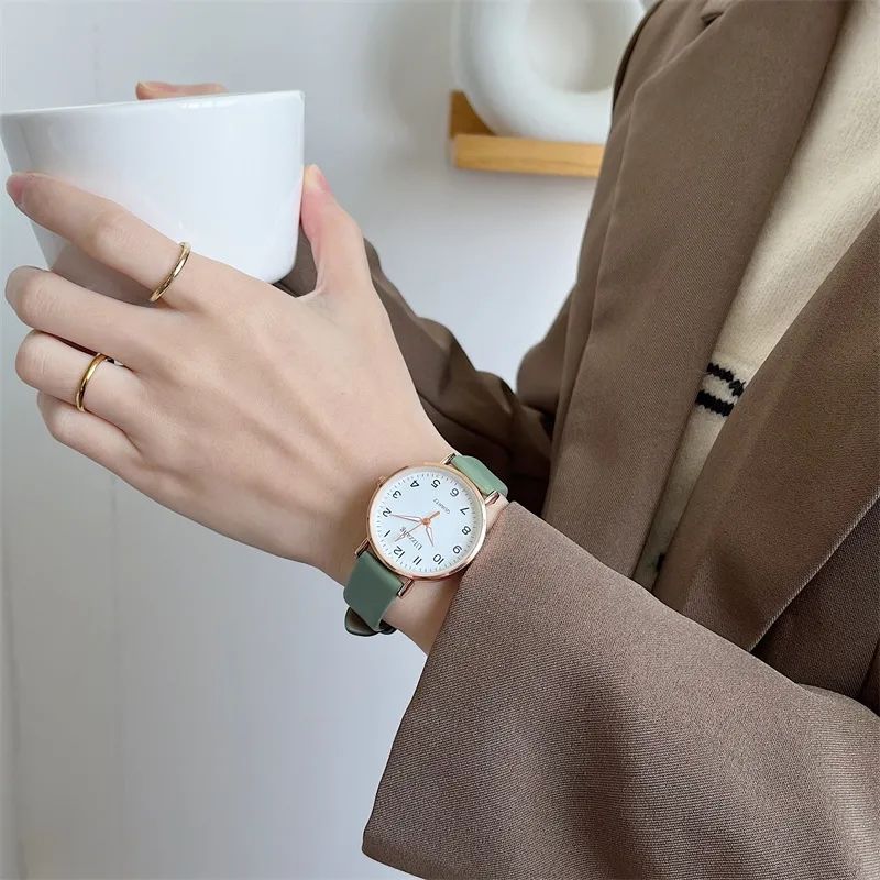 Montre analogique pour étudiants design simple et élégant_voghion.com