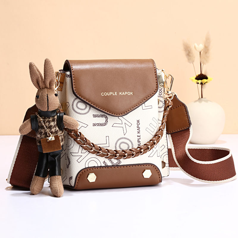 Winter small bag for mobile phone for women 2023 new fashion popular small square bag for women mini shoulder crossbody bag