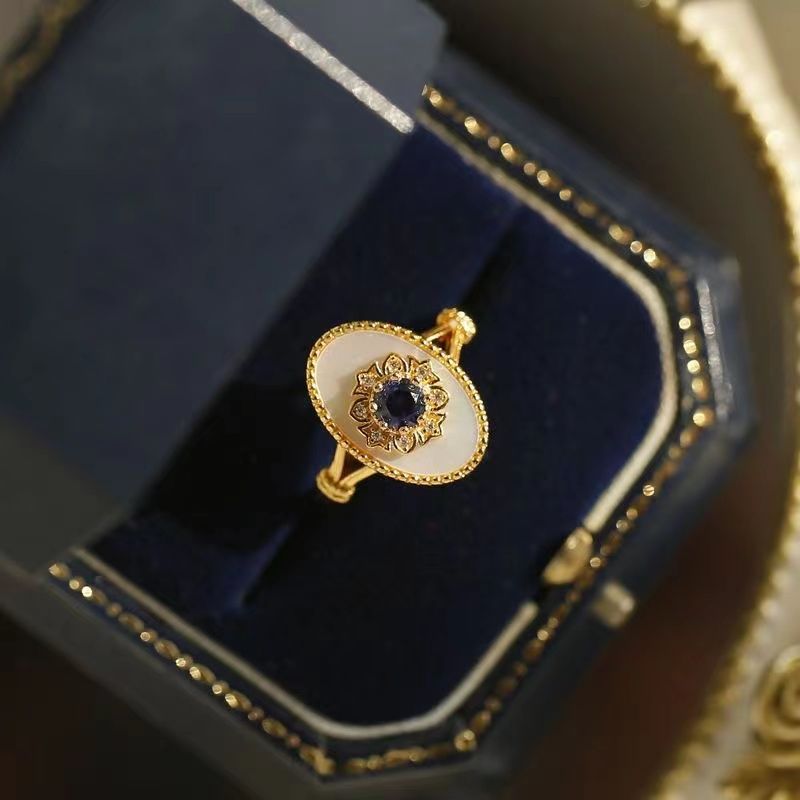 Royal Blue Moissanite And White Shell Ring In Sterling Silver_voghion.com