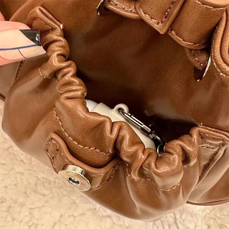 Going out bag for women 2023 new style ancient cute denim girl backpack student commuter small backpack niche school bag
