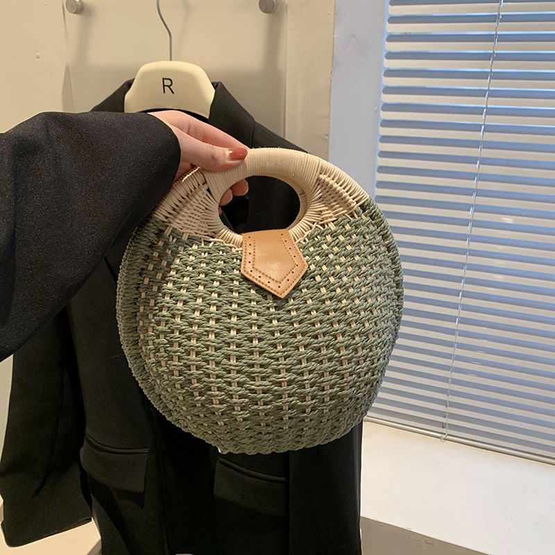 This year's popular niche design straw bag 2023 new women's bag summer style versatile hand bag small round bag