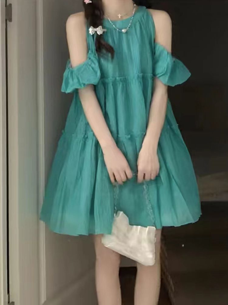 小清新日系甜美露肩可愛藍綠色連衣裙女學生夏日最新款顯瘦度假裙