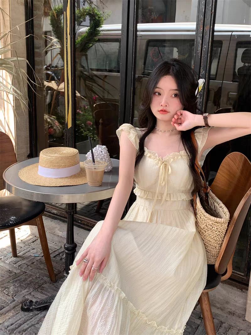 French temperament small flying sleeve tie dress women 2023 summer new waist slimming A-line skirt mid-length skirt