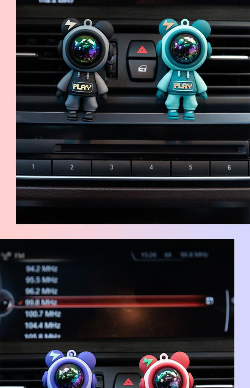 Creative Lightning Bear Outlet Astronaut Aromatherapy Cartoon Cute Car Air Conditioning Hanging Decoration_voghion.com