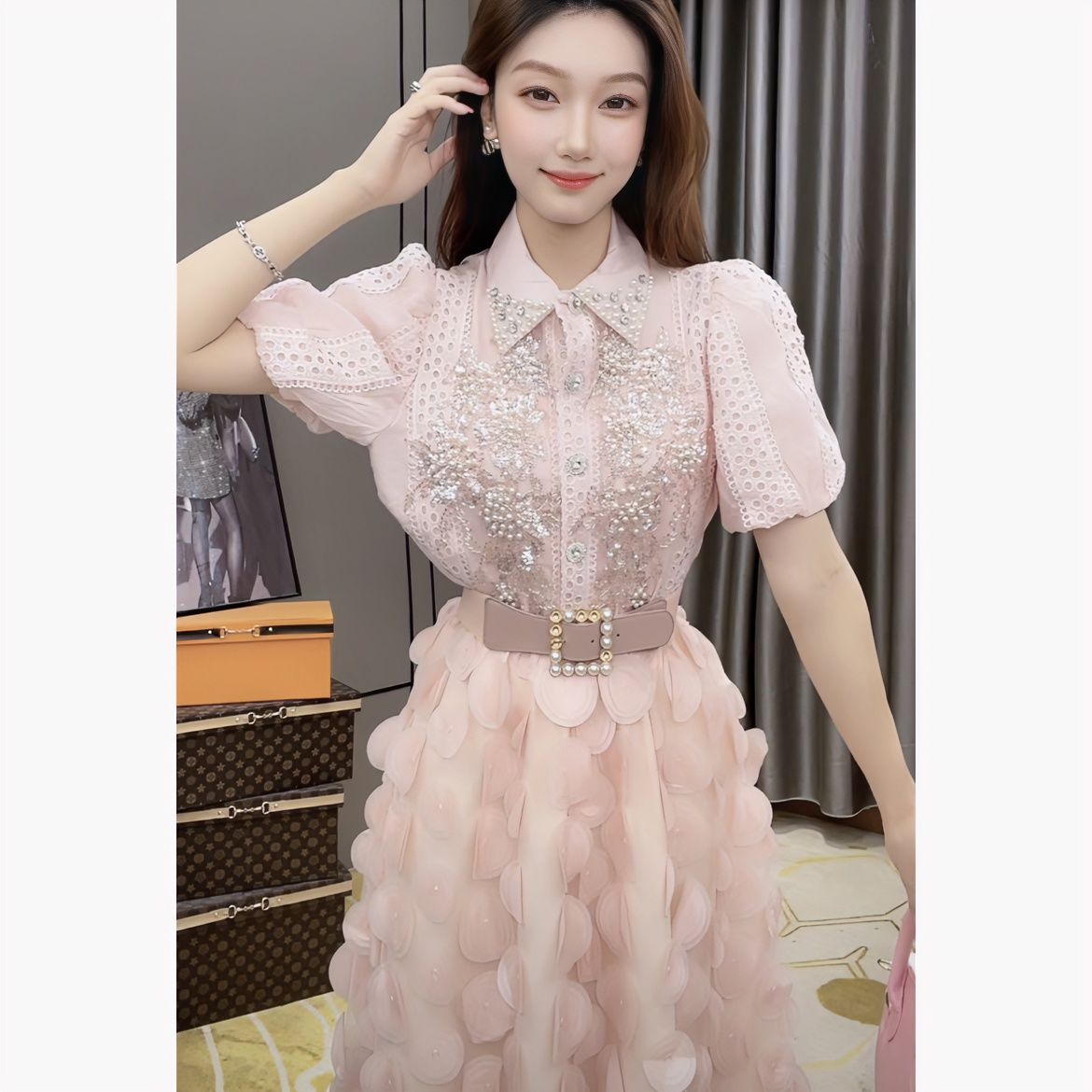 French romantic heavy industry beaded temperament shirt female 2023 summer new fashion celebrity light luxury thin suit skirt