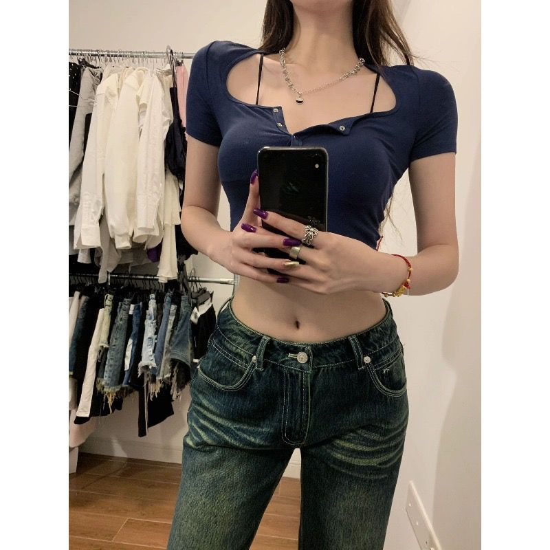 Knitted short-sleeved T-shirt women's summer 2023 tight-fitting navel hot girl short top European and American ins