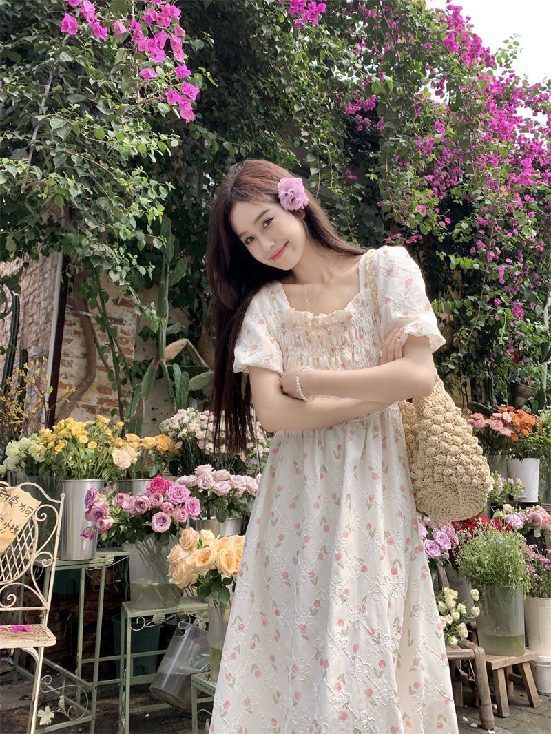 Korean style sweet college wind waist square collar floral dress female students Korean version of age-reducing mid-length A-line skirt