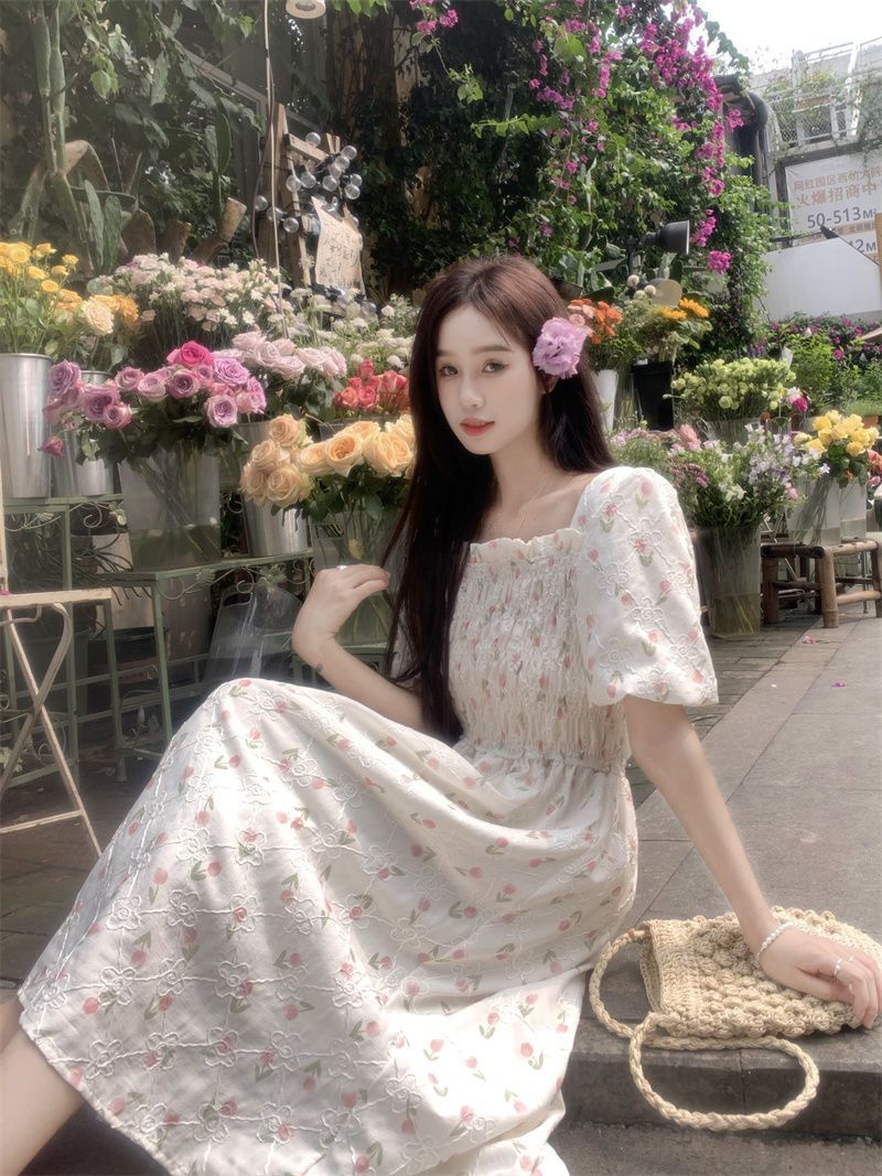 Korean style sweet college wind waist square collar floral dress female students Korean version of age-reducing mid-length A-line skirt