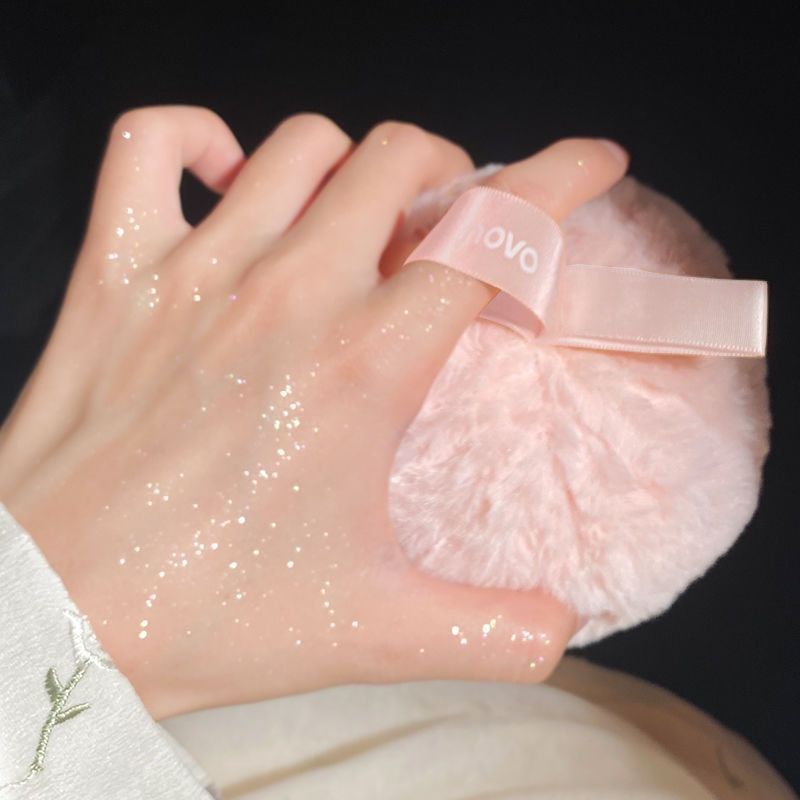 NOVO高光閃粉毛球防水持久拍婚紗夜場神器全身定妝閃粉學生純欲風