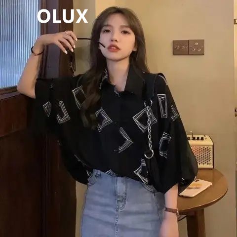 OLUX法式洋氣黑色短袖襯衫女夏季新款設計感小眾別致寬鬆百搭襯衣