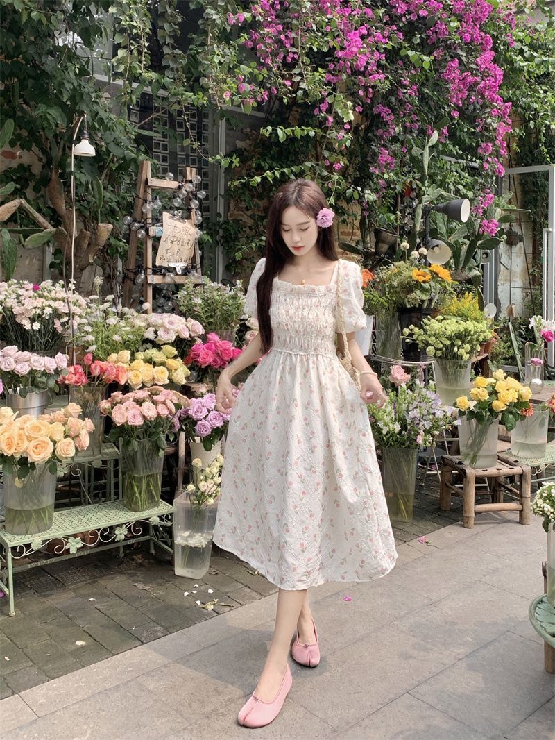 Korean style sweet college wind waist square collar floral dress female students Korean version of age-reducing mid-length A-line skirt