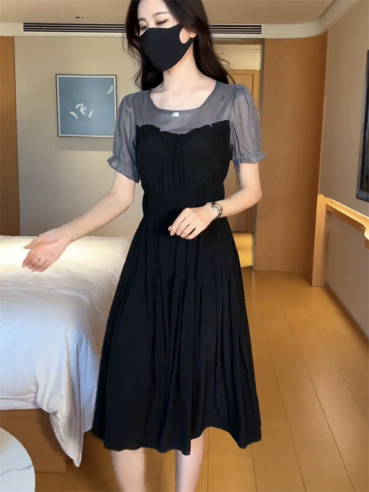 蓝海奕诺气质短袖拼接收腰连衣裙女2023夏新款中长款显瘦小黑裙子