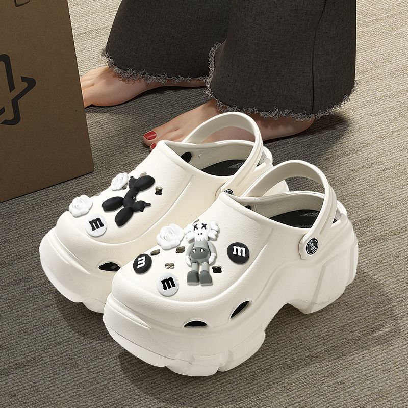 DIY thick-soled Crocs women's summer outer wear Internet celebrities increase the sense of stepping on shit non-slip beach casual EVA Baotou sandals