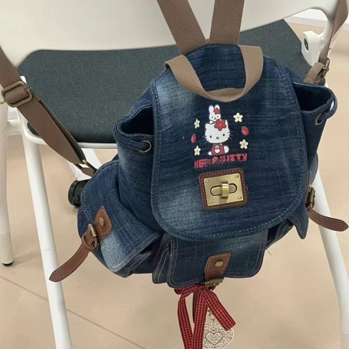 原創手作哈嘍kitty凱蒂貓做舊日系復古千禧辣妹牛仔雙肩包9...