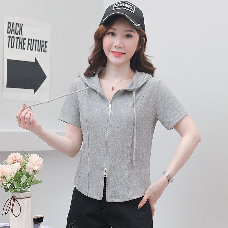 Age-reducing ins wind cardigan hooded niche short-sleeved t-shirt cover belly slimming top ladies plus size summer clothes slightly fat people