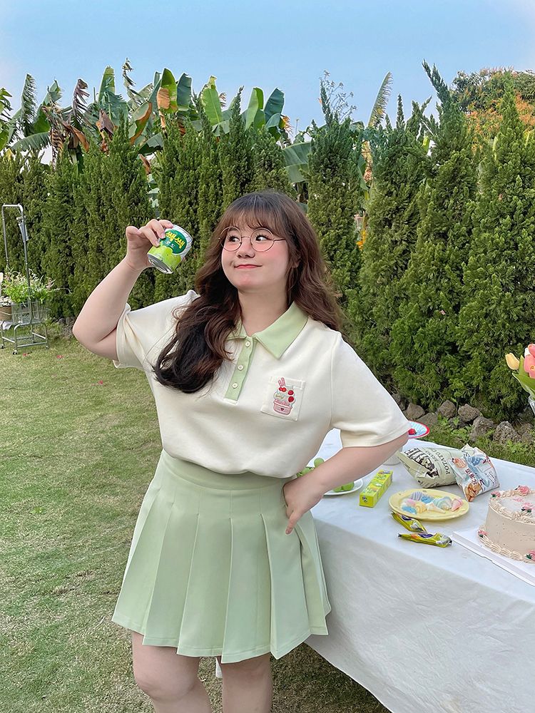 200斤胖妹妹大碼女裝夏季寬鬆拼色休閒感polo領上衣女美式正肩T恤