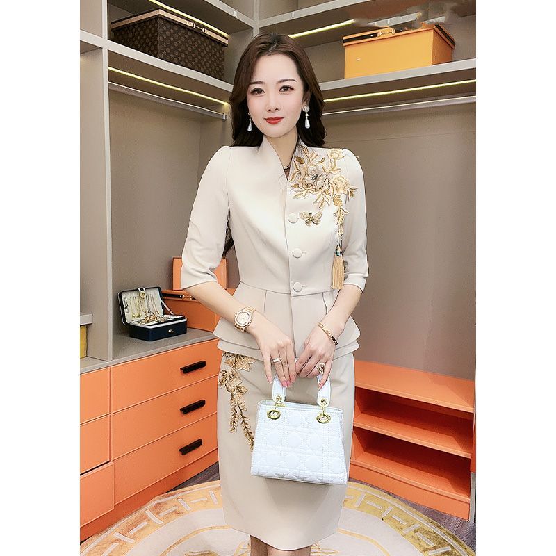 Domestic designer brand 2023 summer new summer heavy industry temperament fashion sense Chinese style embroidery suit skirt