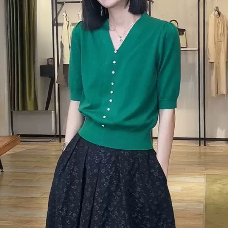 "Knitting fashion new t-shirt women's short-sleeved short loose V-neck top summer solid color bottoming thin section trendy half-sleeved