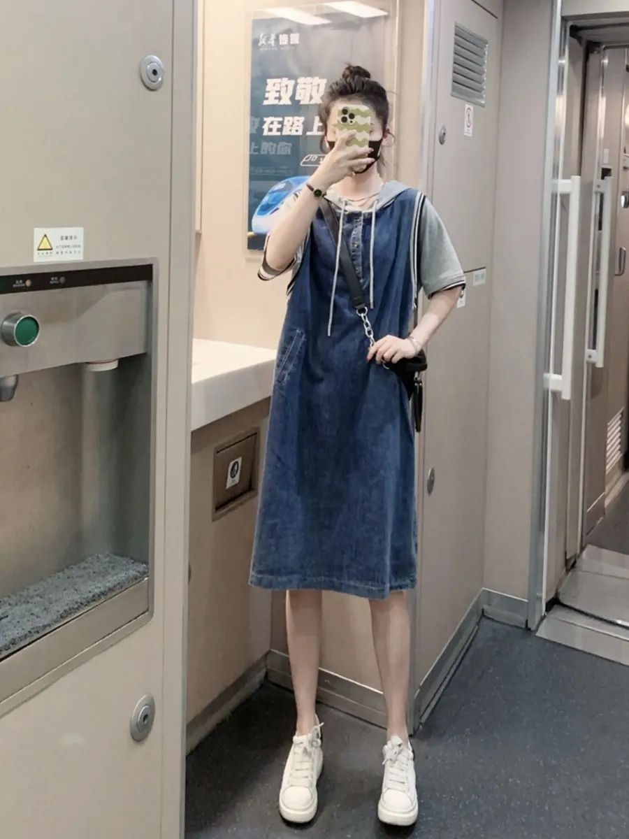 Design sense hooded denim dress fat MM extra large size 300 catties loose belly cover thin fake two-piece T-shirt skirt summer