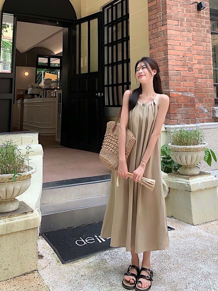 Tea break Japanese sleeveless dress long section loose and thin temperament loose feeling spring and summer new skirt women