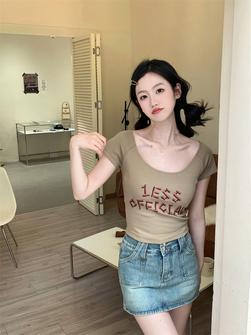 VIBRATE Korean version of the summer match letter big U-neck thin short-sleeved T-shirt European and American street niche American-style babes