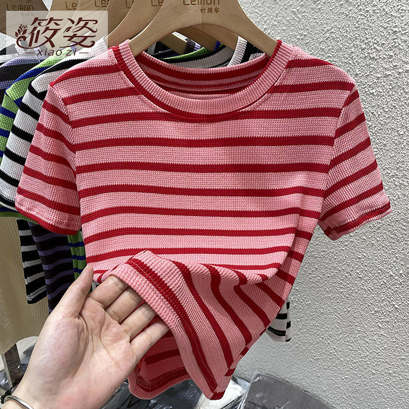 筱姿正肩短袖t恤女夏季新款港系復古黑白條紋修身減齡短款上衣潮
