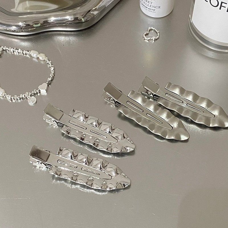 High-end cold style fashionable silver wavy metal seamless hairpin duckbill clip bangs broken hair edge clip head jewelry