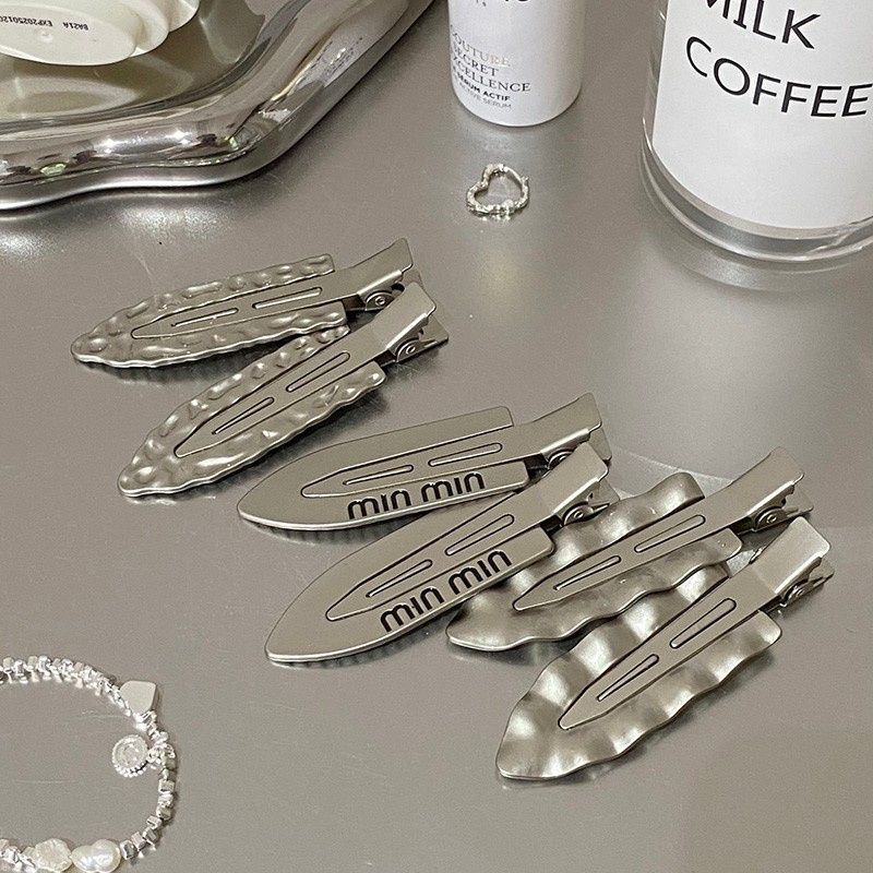 High-end cold style fashionable silver wavy metal seamless hairpin duckbill clip bangs broken hair edge clip head jewelry