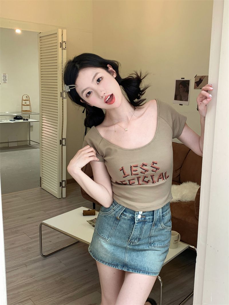 VIBRATE Korean version of the summer match letter big U-neck thin short-sleeved T-shirt European and American street niche American-style babes