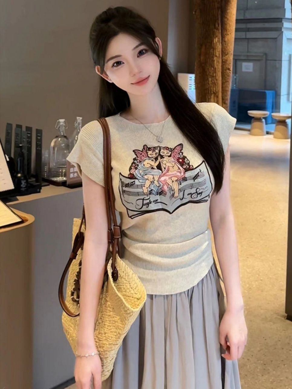 Sweet wind suit female 2023 summer new temperament fresh embroidery niche T-shirt top + super fairy skirt