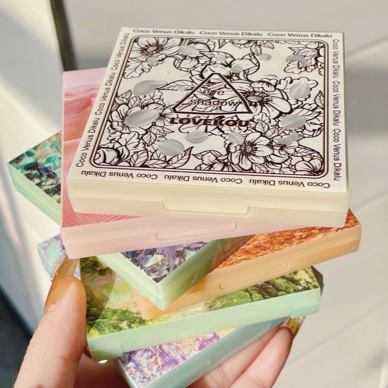 Love kou巴黎花園眼影盤 奶茶大地色小眾3D九色花瓣珠啞光新品
