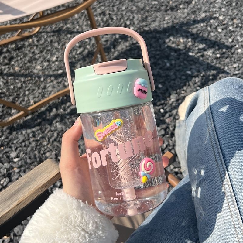 水杯女生高颜值可爱便携式咖啡随手杯简约吸管水壶带茶隔学生杯子