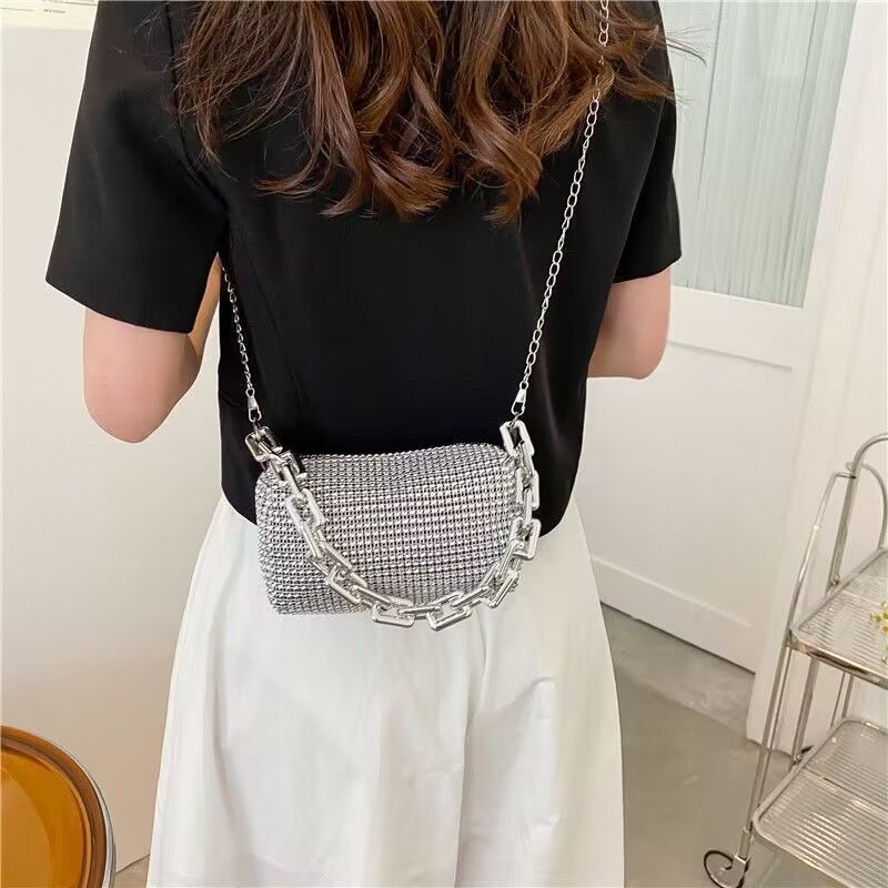 Small Bag Women's 2022 New AW King Water Diamond Bag Full Diamond Bling Bag Handheld Crossbody Chain Bag Inlaid Diamond Bag