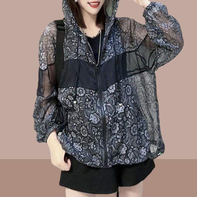 European goods, unique style, high-end sense, super good-looking, small fragrant wind, sun protection clothing, printed hooded jacket, women's spring and summer