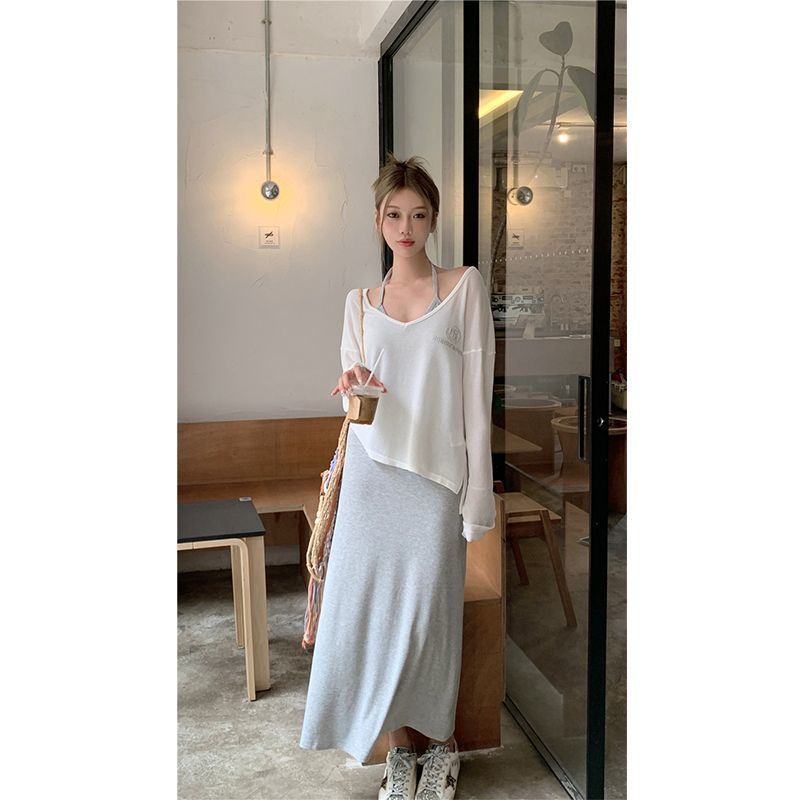 Korean version of v-neck loose long-sleeved sunscreen blouse hanging neck halter strap dress summer new suit female retro
