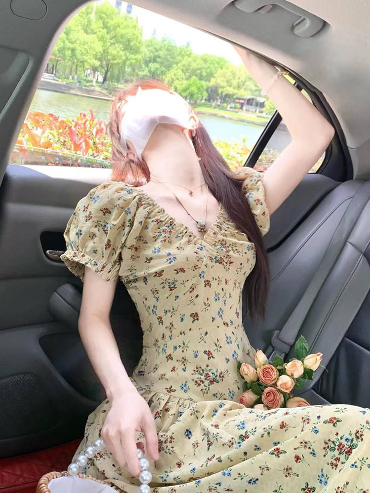 法式高級感茶歇裙超仙收腰氣質碎花v領連衣裙夏日上新女學生長裙