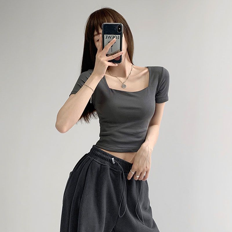 Front shoulder short-sleeved t-shirt female summer pure desire style niche hot girl pure desire Hong Kong style self-cultivation pure cotton short square collar top ins