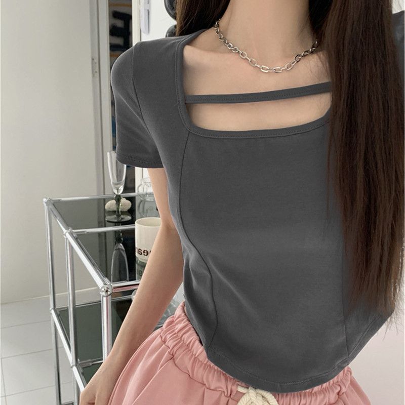 Ins front shoulder short-sleeved t-shirt women's summer 2023 new pure desire foreign style irregular self-cultivation short hot girl top tide