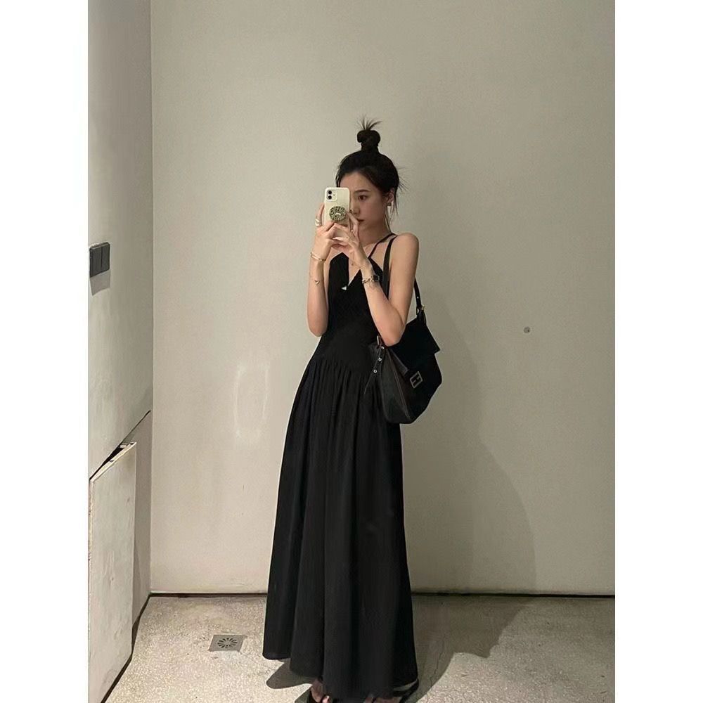 French Spice Girls Backless Sling Dress Female 2023 New Summer Holiday Style Chic Unique Waisted Long Skirt