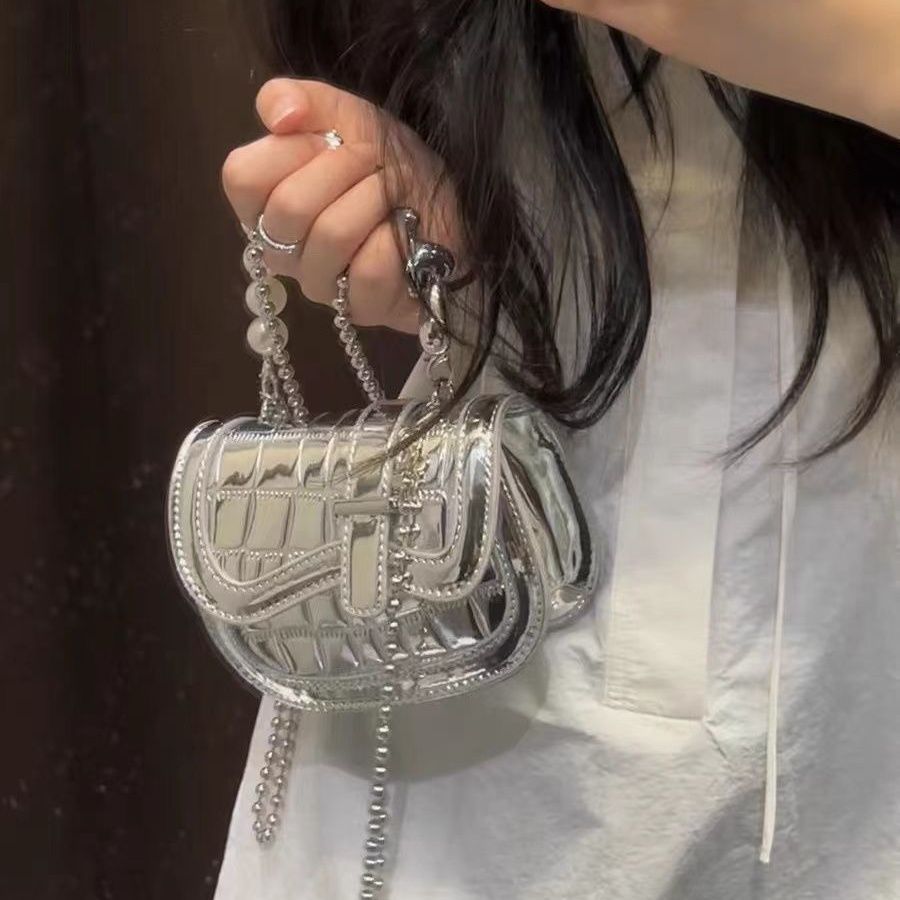 Summer high-end niche texture pearl chain crossbody mini silver handbag girls 2024 new style