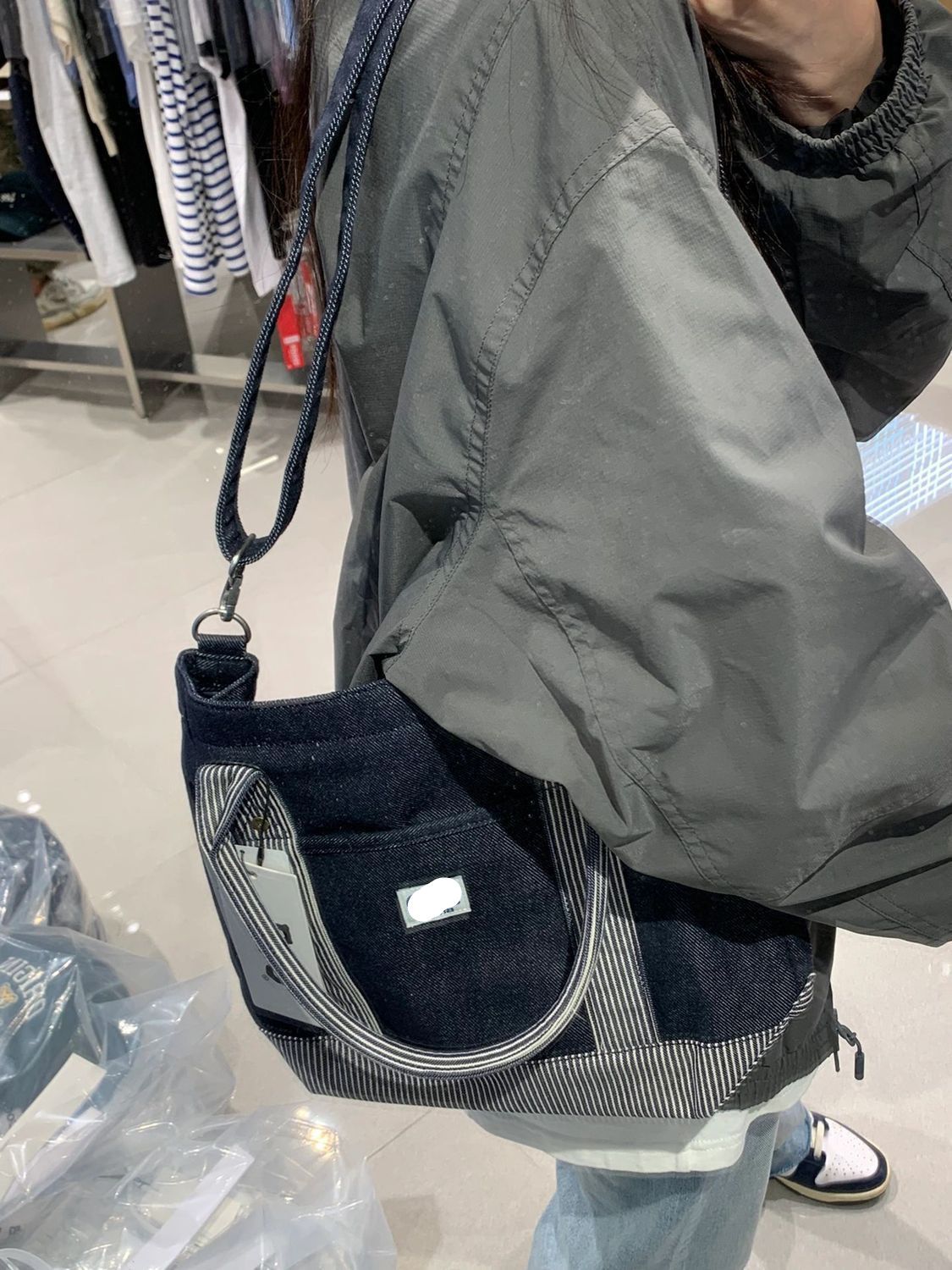 新款拼色帆布包斜挎包可手提大容量托特包休闲通勤ins韩风包
