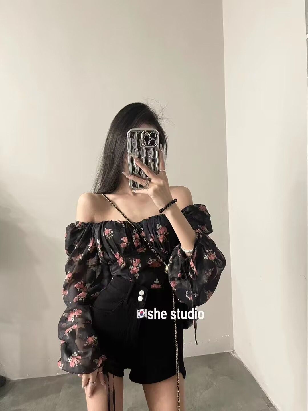 Korean style suit women's 2023 summer new sweet and spicy chiffon one-shoulder top + high waist slimming jeans