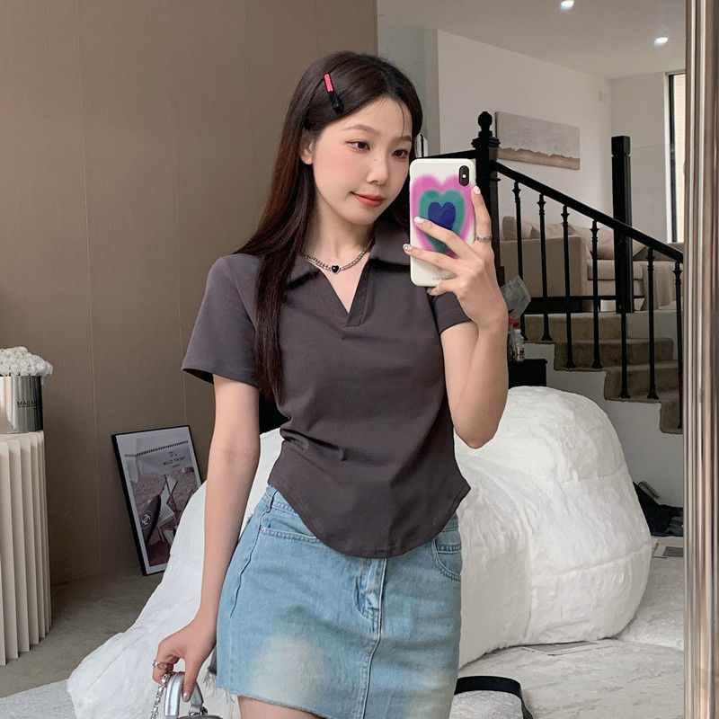 Short-sleeved t-shirt women's 2023 new summer polo French cotton slim hot girl short top design sense niche ins