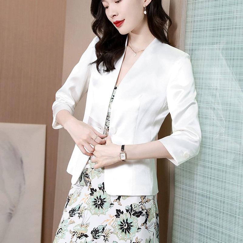 白色小西裝外套女夏季薄款2023新款高檔氣質韓版休閒名媛西服上衣