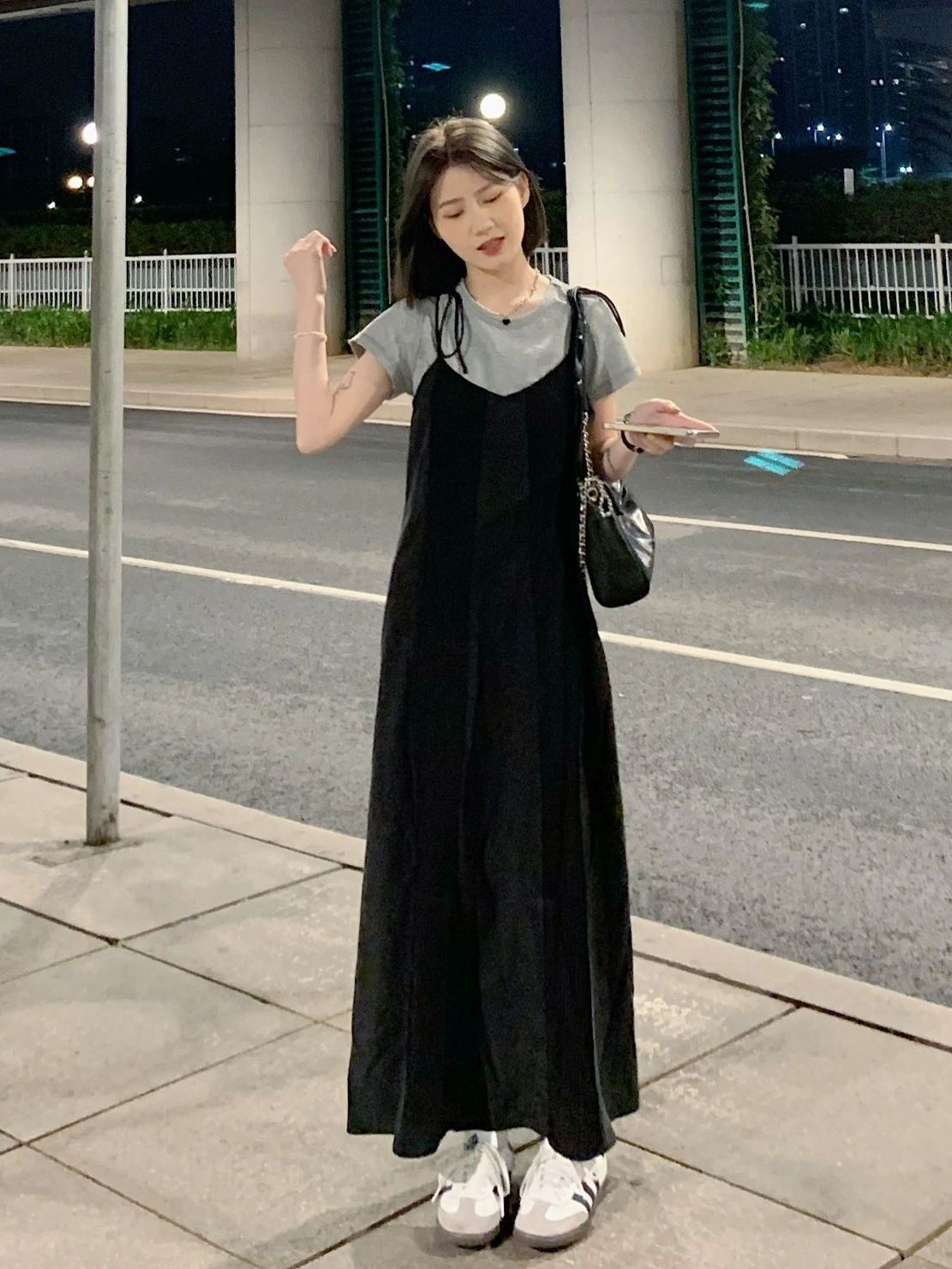鹽系輕熟吊帶連衣裙套裝簡約慵懶風甜美系帶直筒裙疊穿灰色T恤女