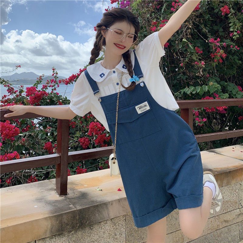 Summer 2022 new suit female student Korean version loose embroidered shirt + casual bib shorts two-piece trendy